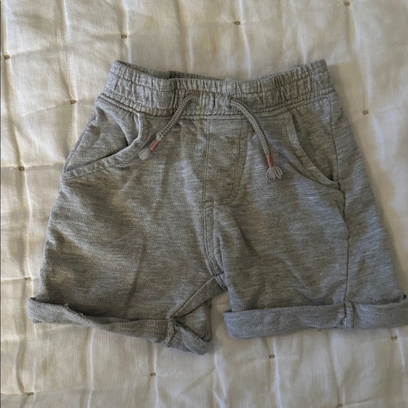 10 piece 12mo. Baby Boy Clothes short sleeve (042) - Picture 8 of 16